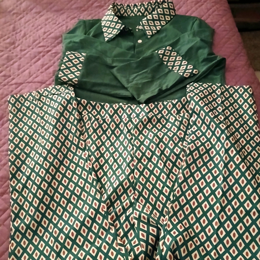 Green and White Geometric Pattern Pantsuit